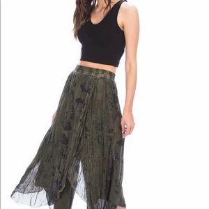 Meet your Posher, Ayzin